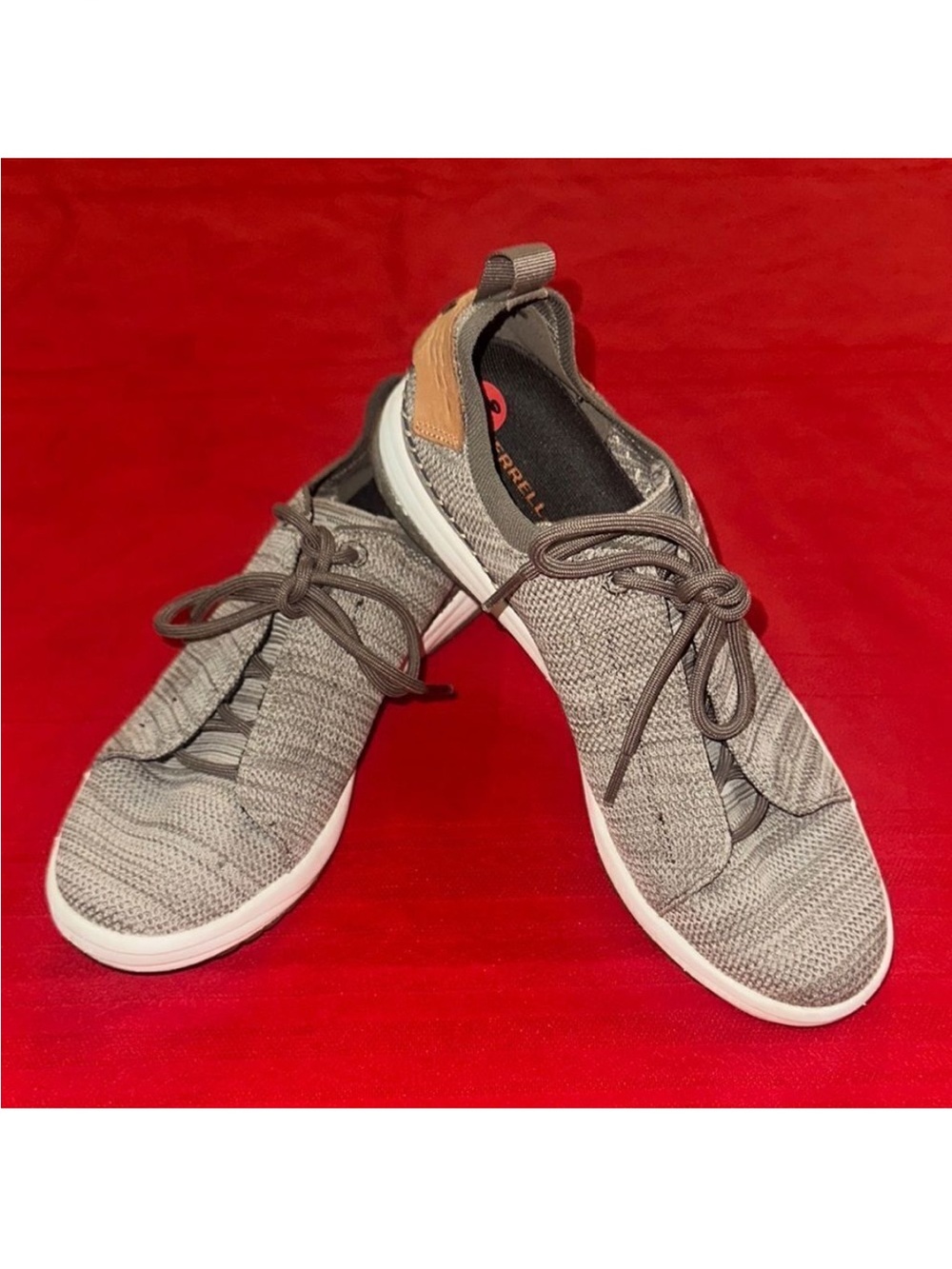 SHOES -Merrell Sneakers Brindle Vibram with Modern Design Size 9.5